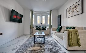 Aryas Homes Oxford - Headington